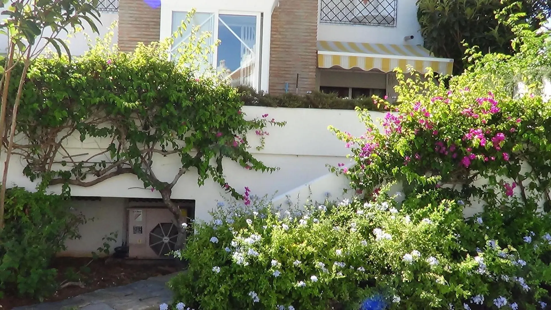 Studio Fuer 4 Personenund 1 Kind In Andalusien Estepona Appartement
