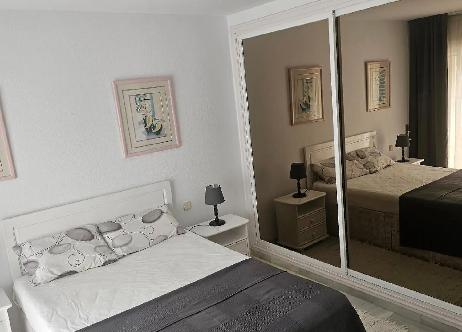 Studio Fuer 4 Personenund 1 Kind In Andalusien Estepona Appartement