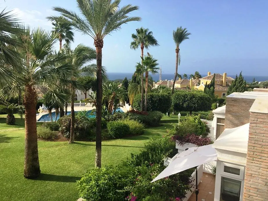 Studio Fuer 4 Personenund 1 Kind In Andalusien Estepona Apartment