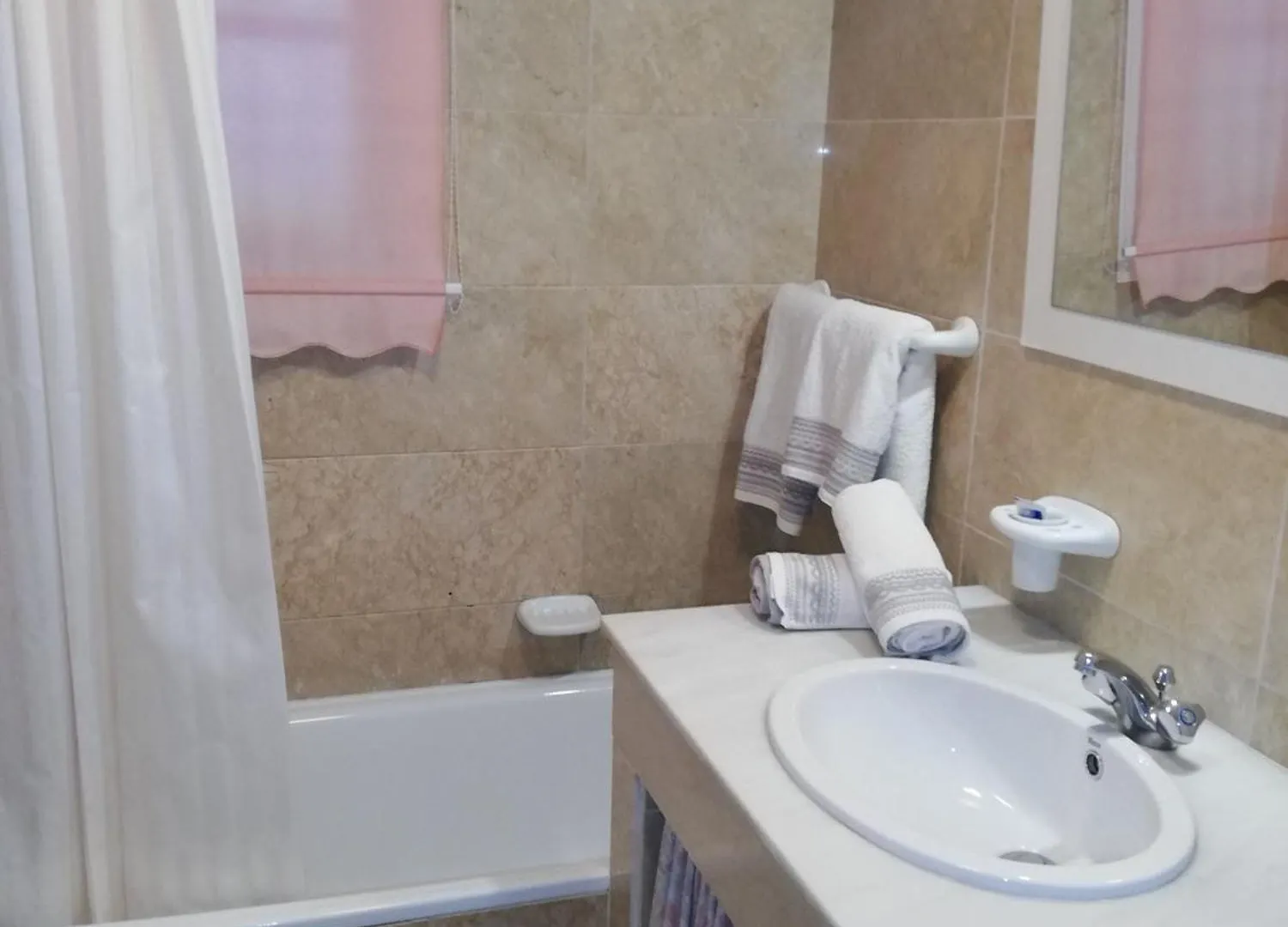 Studio Fuer 4 Personenund 1 Kind In Andalusien Estepona Apartment