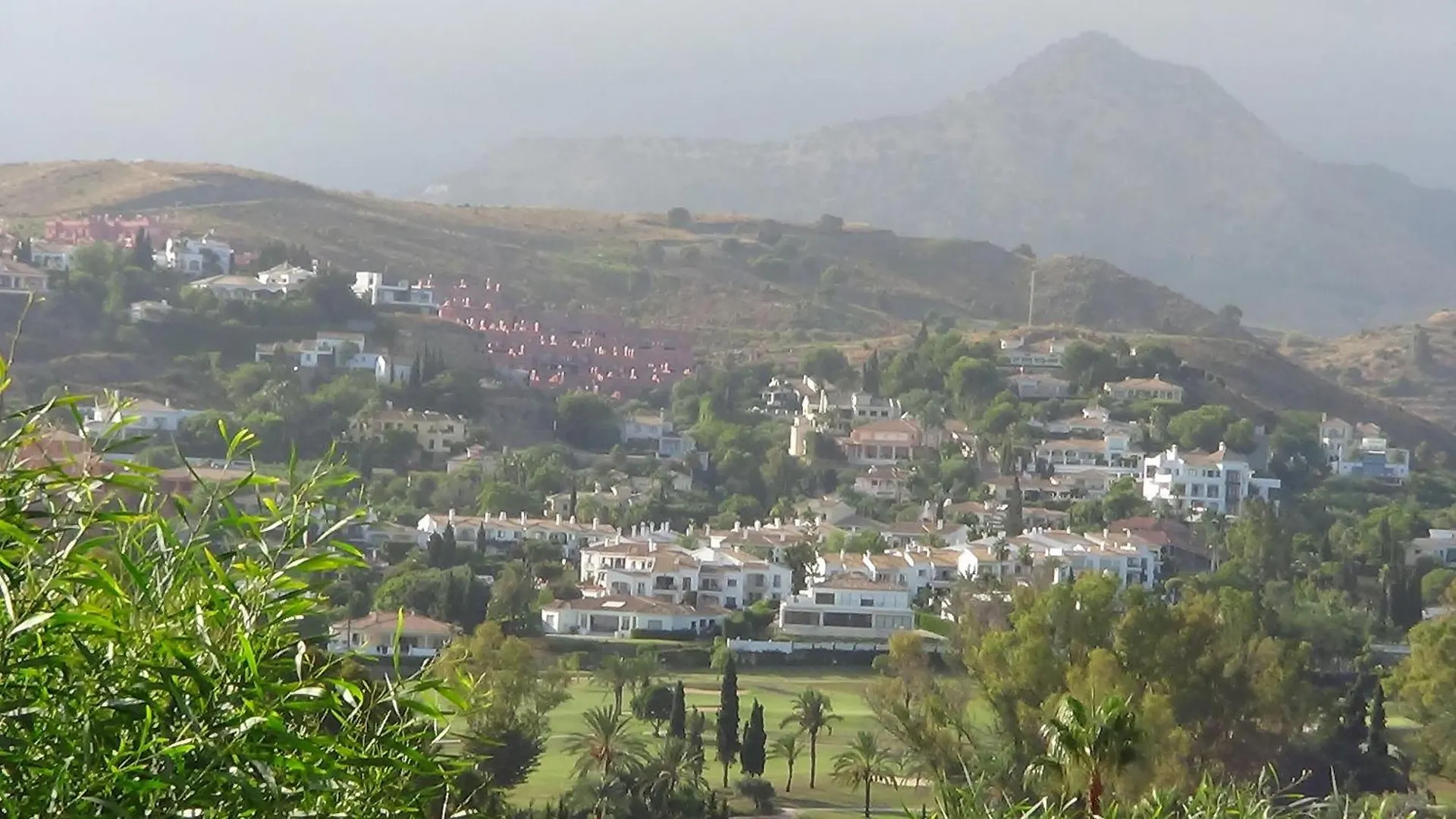 Studio Fuer 4 Personenund 1 Kind In Andalusien Estepona Apartment